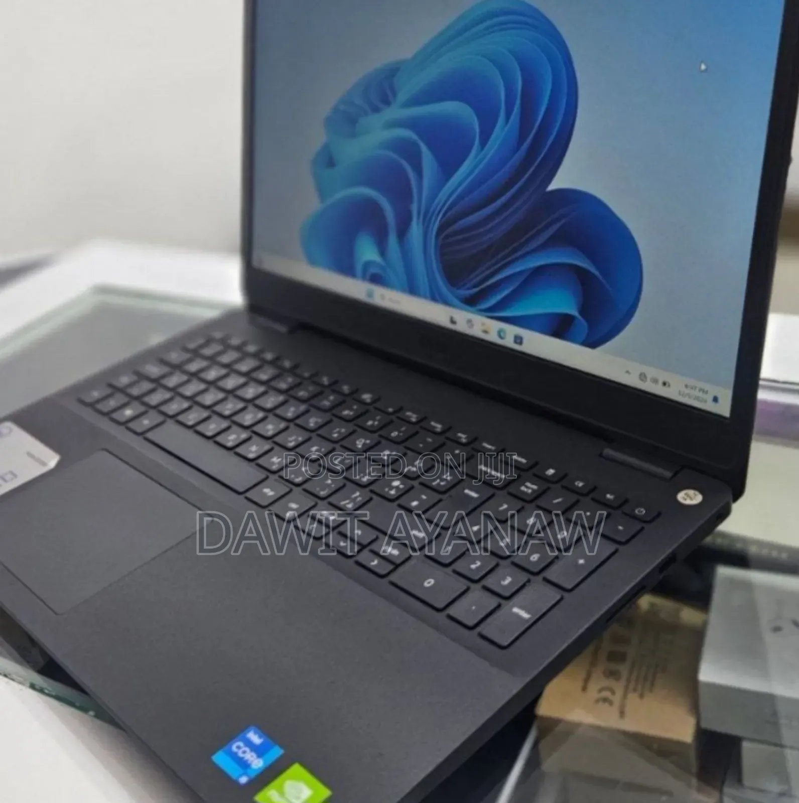 New Laptop Dell Vostro DVCI309 8GB Intel Core I5 HDD+SSD 256GB