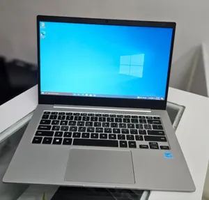 Photo - New Laptop Samsung Galaxy Book 2 4GB Intel Core Ultra 7 SSD 128GB
