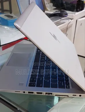 New Laptop HP EliteBook 830 G5 8GB Intel Core I7 SSD 512GB