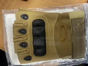 Photo - Gym Gloves
