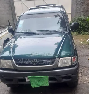 Photo - Toyota Hilux 2.5 Cab 2005 Green