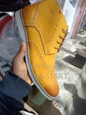 Clarks High Quality Lather Shoes for You