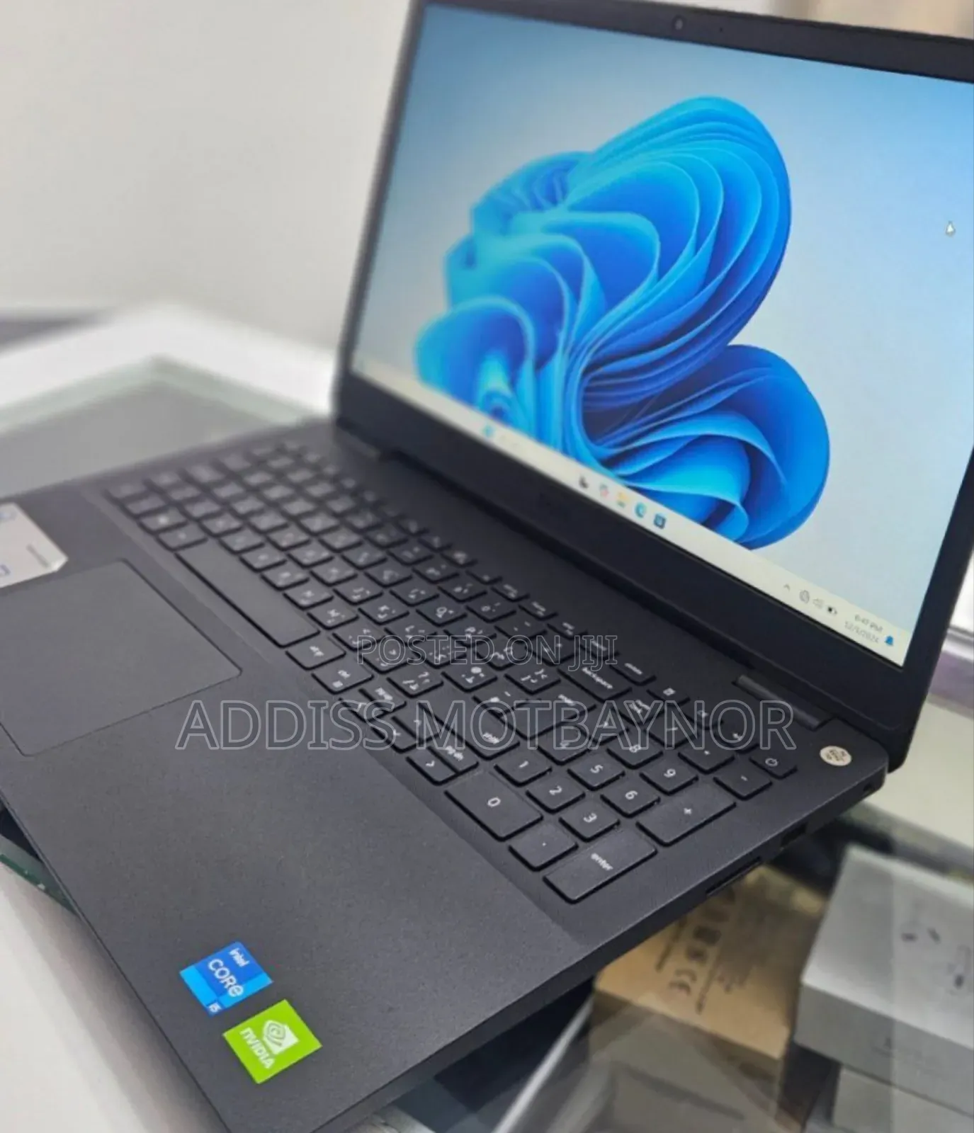 New Laptop Dell Vostro 1014 8GB Intel Core I5 SSD 256GB