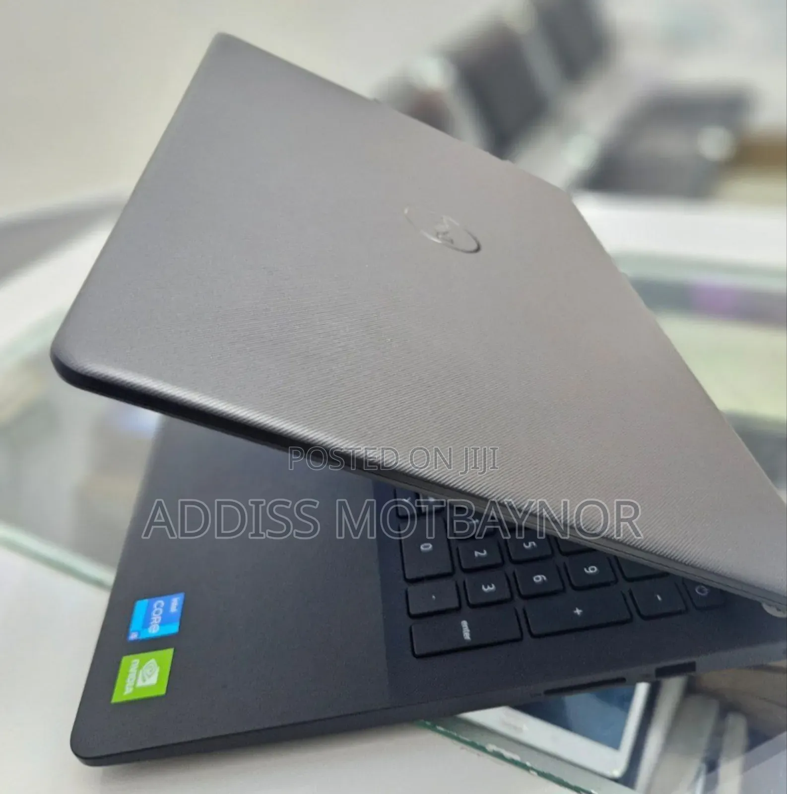 New Laptop Dell Vostro 1014 8GB Intel Core I5 SSD 256GB