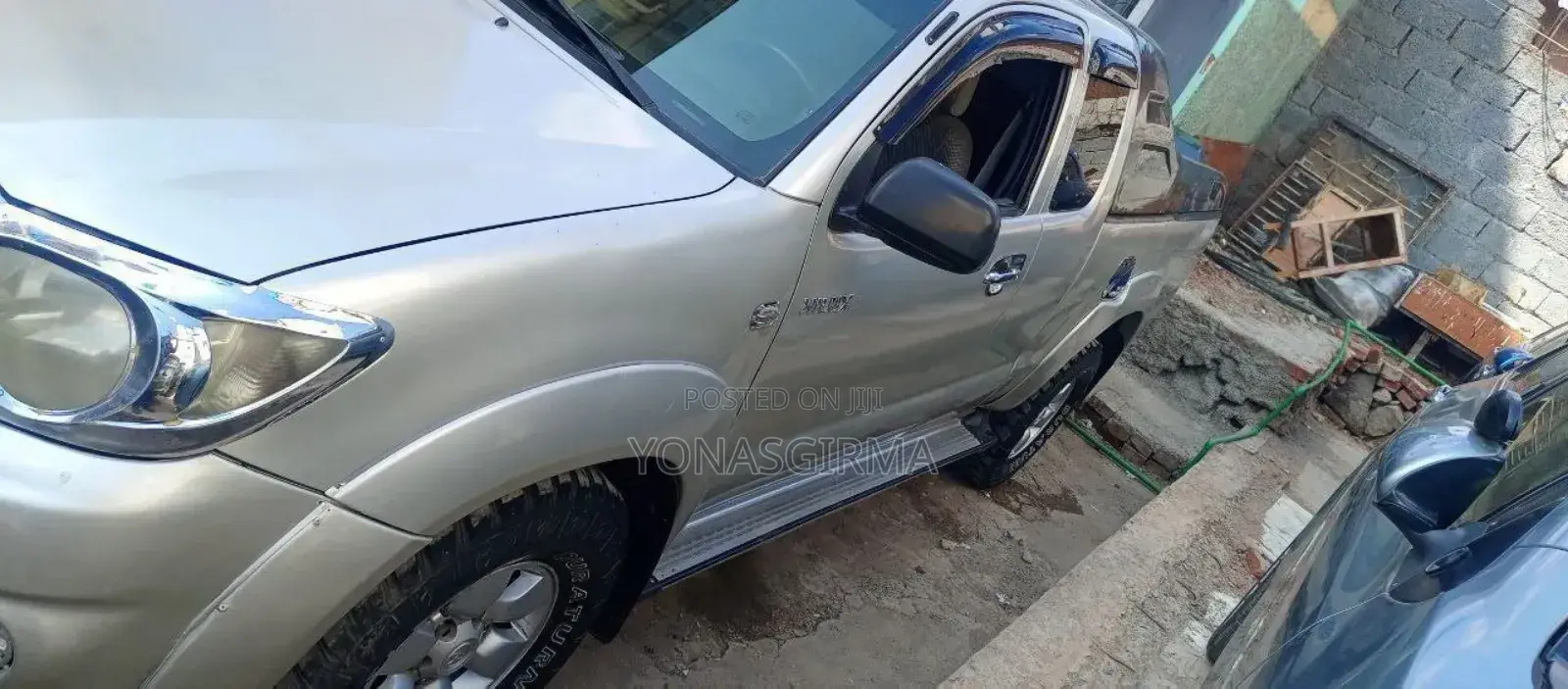 Toyota Hilux 2.5 D-4D SRX 2010 Silver