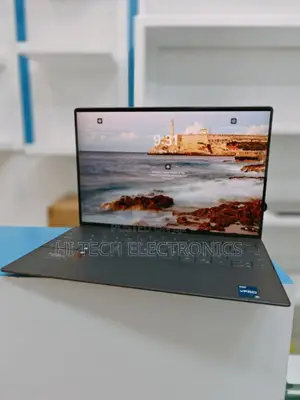 New Laptop Dell XPS 15 32GB Intel Core I7 SSD 512GB