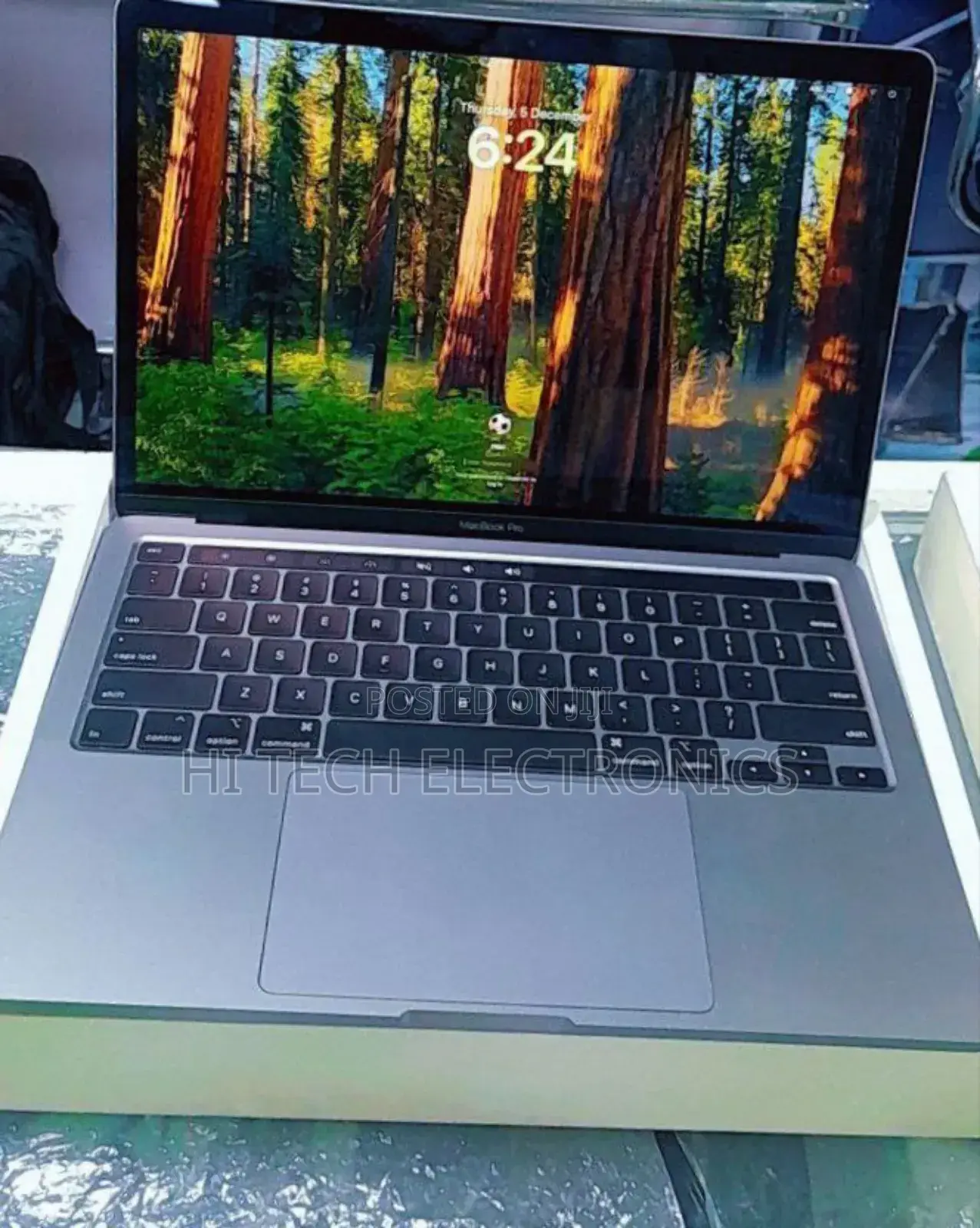 New Laptop Apple MacBook Pro 2020 16GB Intel Core I5 SSD 512GB