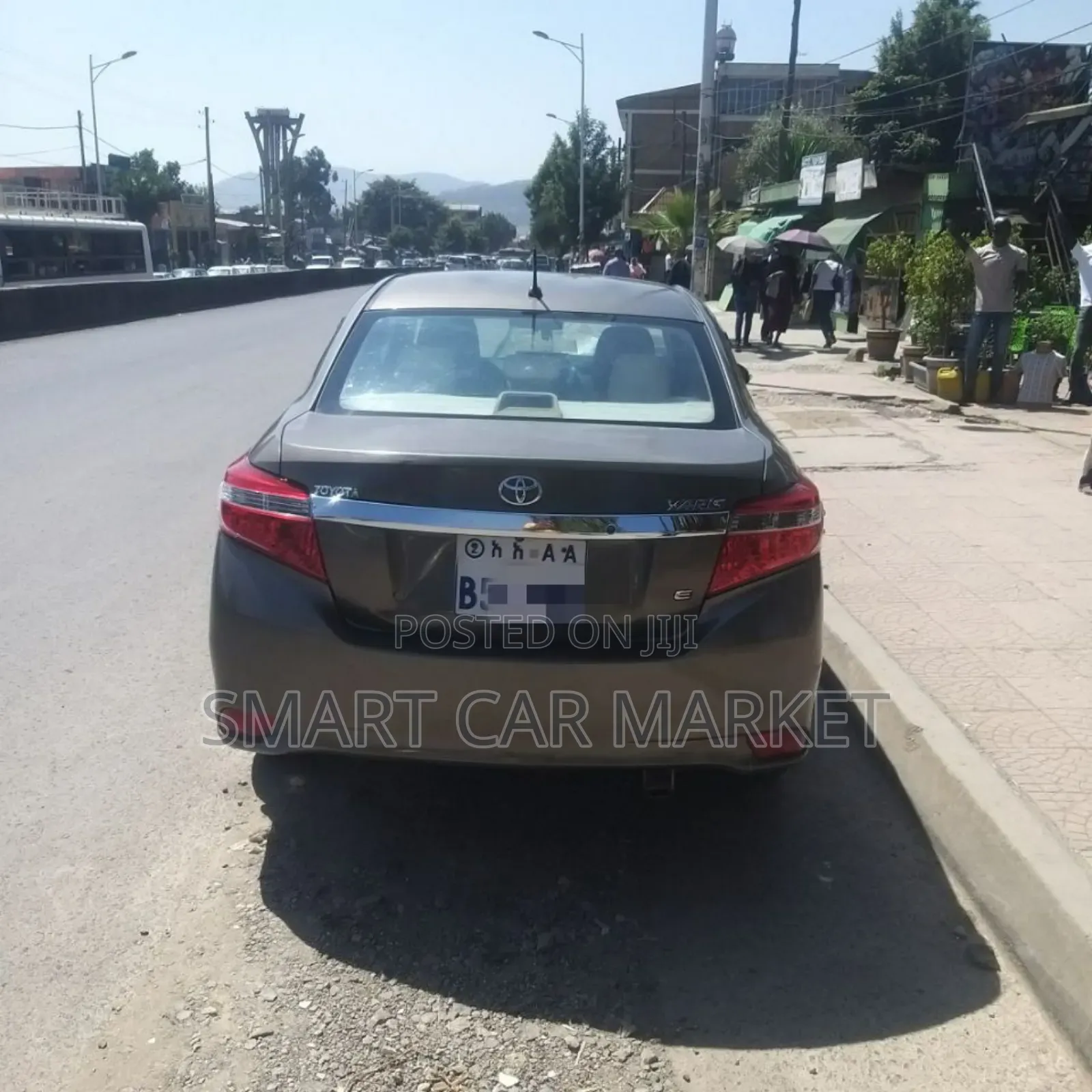Toyota Yaris 2015 Brown