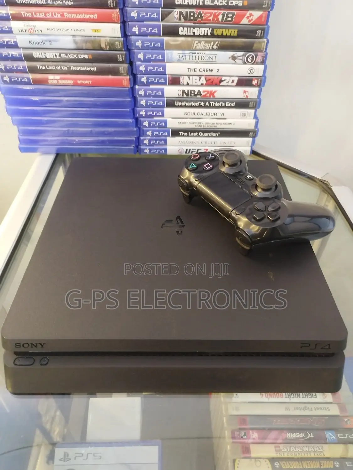 Playstation 4 Slim With 1 Joystick and Fc 24 Installed