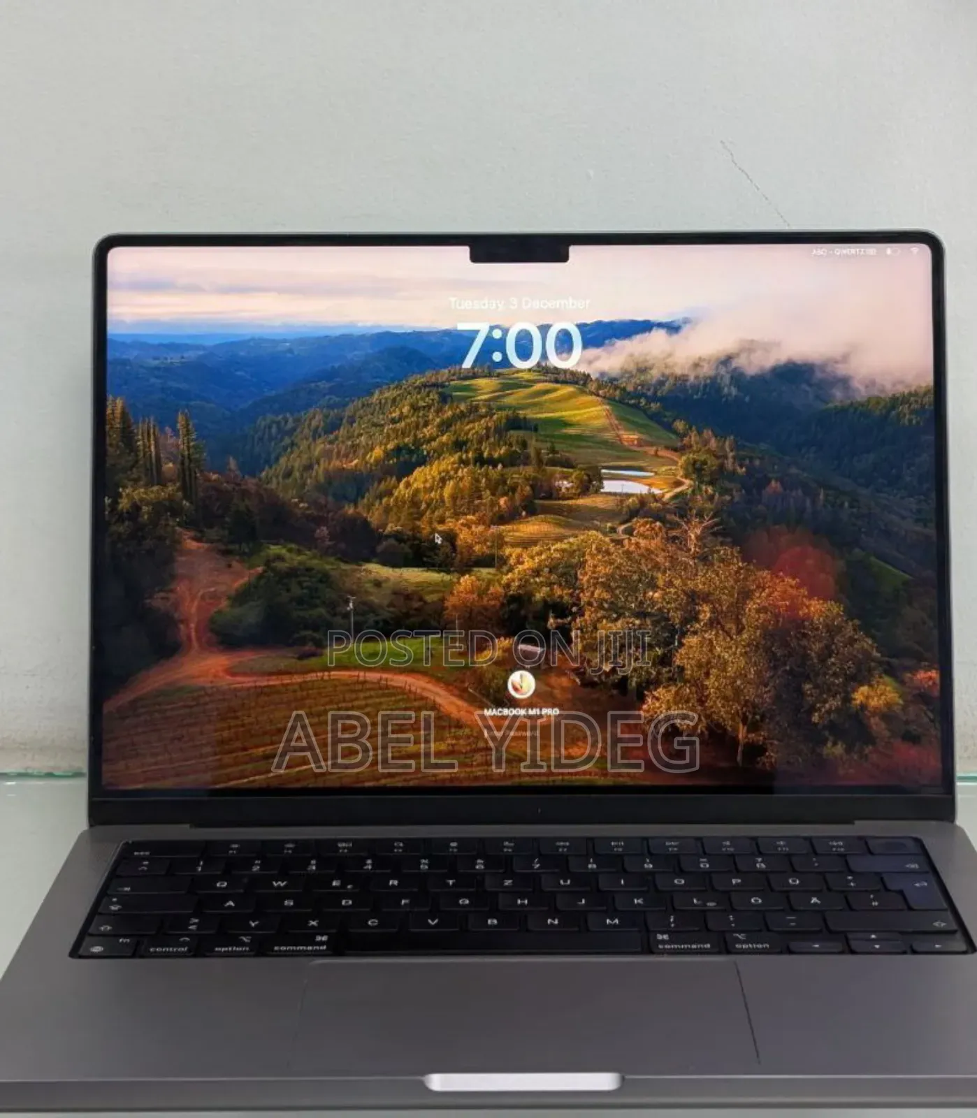 New Laptop Apple MacBook Pro 2021 M1 16GB Apple M1 Pro SSD 512GB