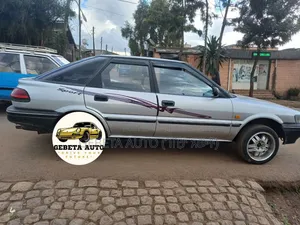 Toyota Corolla 1990 Silver