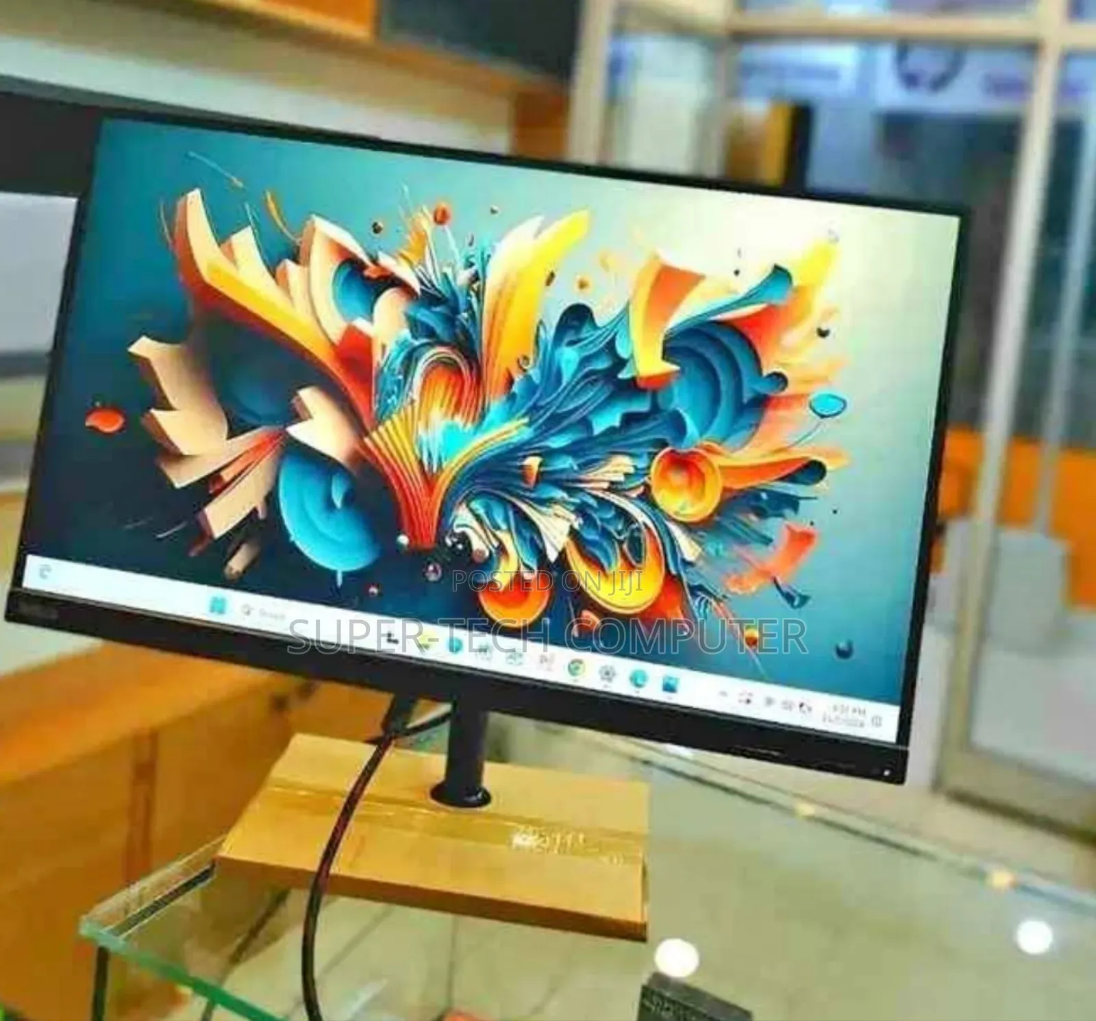 Lenovo 27 Inch, Two K Resolution Frameless Monitor for Sell