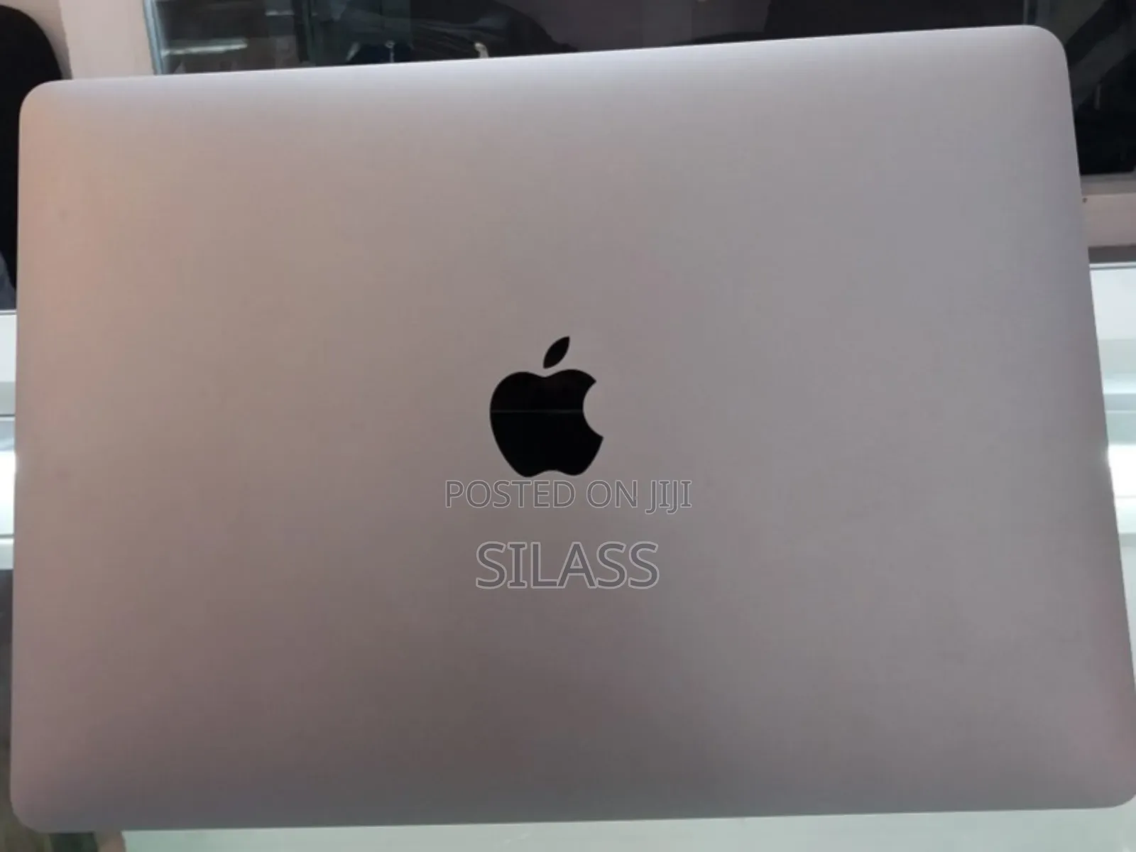 New Laptop Apple MacBook Air 2020 M1 8GB Apple M1 Pro SSD 256GB