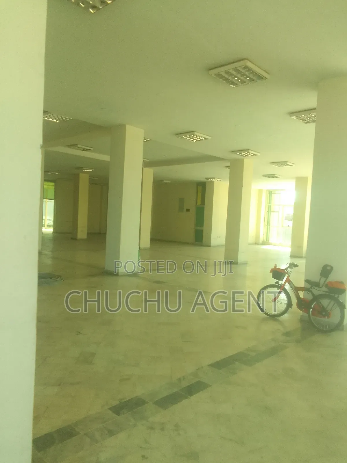 መኪና ማሳያ Car Show Room Rent