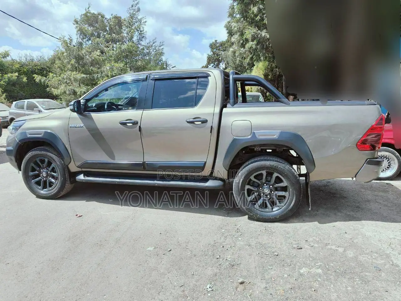 Toyota Hilux 2022 Gray