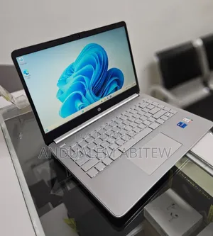 New Laptop HP Stream Notebook 8GB Intel Core I7 SSD 512GB