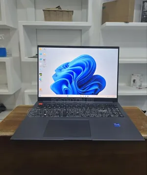 Photo - New Laptop Asus VivoBook Pro 17 N705UD 16GB Intel Core I7 SSD 512GB