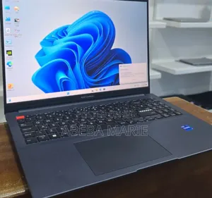 New Laptop Asus Vivobook 16 16GB Intel Core I7 SSD 512GB