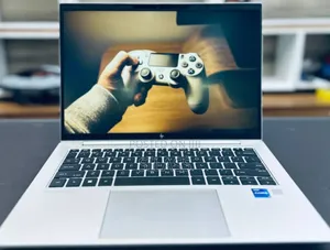 New Laptop HP EliteBook 840 G11 16GB Intel Core I7 SSD 512GB
