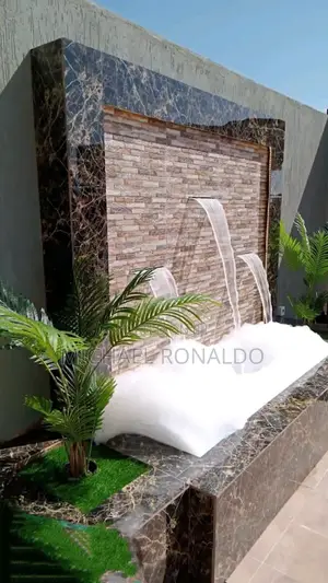 Photo - Wall Fountain የግድግዳ ፋውንቴን