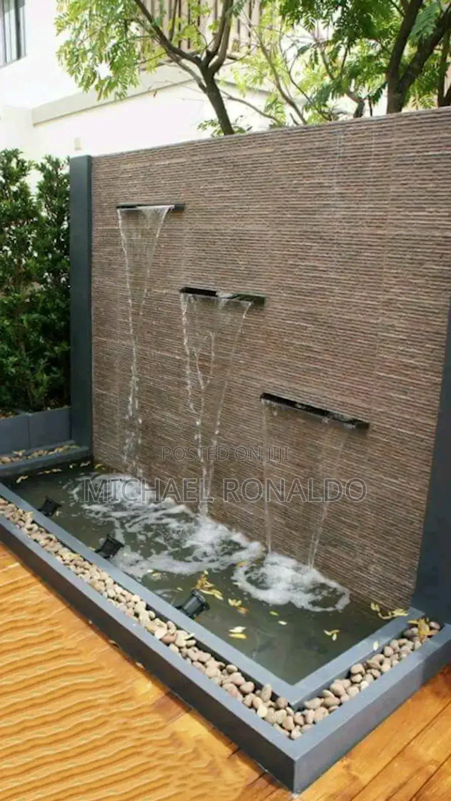 Wall Fountain የግድግዳ ፋውንቴን