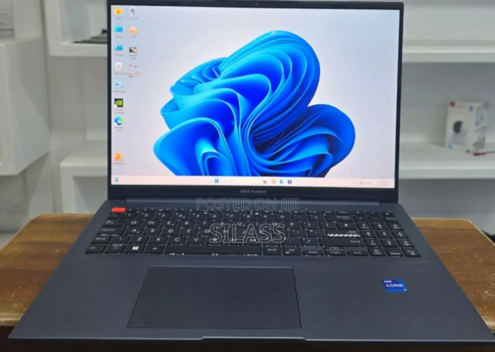 New Laptop Asus VivoBook 15 X505BA 16GB Intel Core I7 SSD 512GB