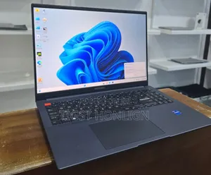 New Laptop Asus VivoBook 15 X505BA 16GB Intel Core I7 SSD 512GB