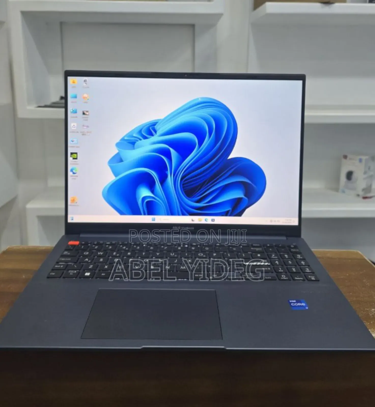 New Laptop Asus VivoBook Pro 17 N705UD 16GB Intel Core I7 SSD 512GB