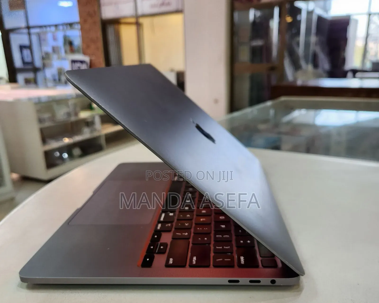 New Laptop Apple MacBook Pro 2020 16GB Intel Core I5 SSD 512GB