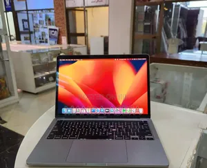 New Laptop Apple MacBook Pro 2020 16GB Intel Core I5 SSD 512GB