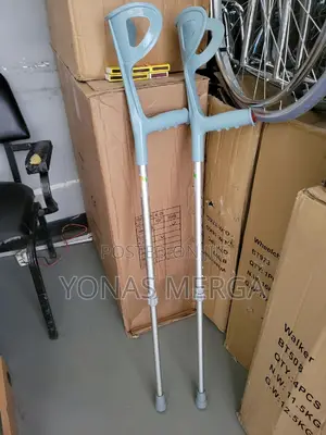 Photo - Elbow Crutches邱 Tall/Short Adults Crutches採crunch* Crutches