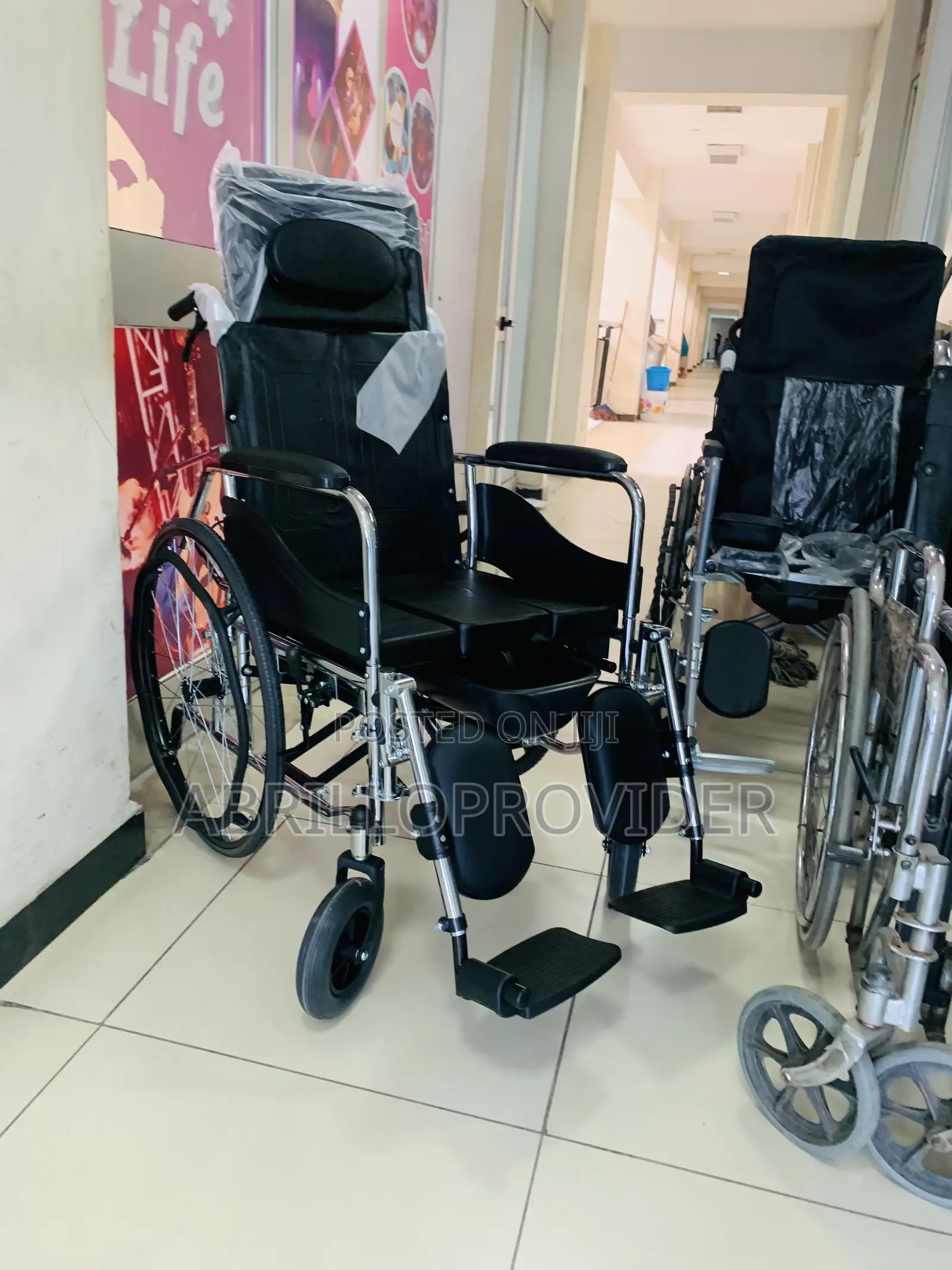 Toilet Wheelchair111:1wheelchair1wheelchair11wheelchair121