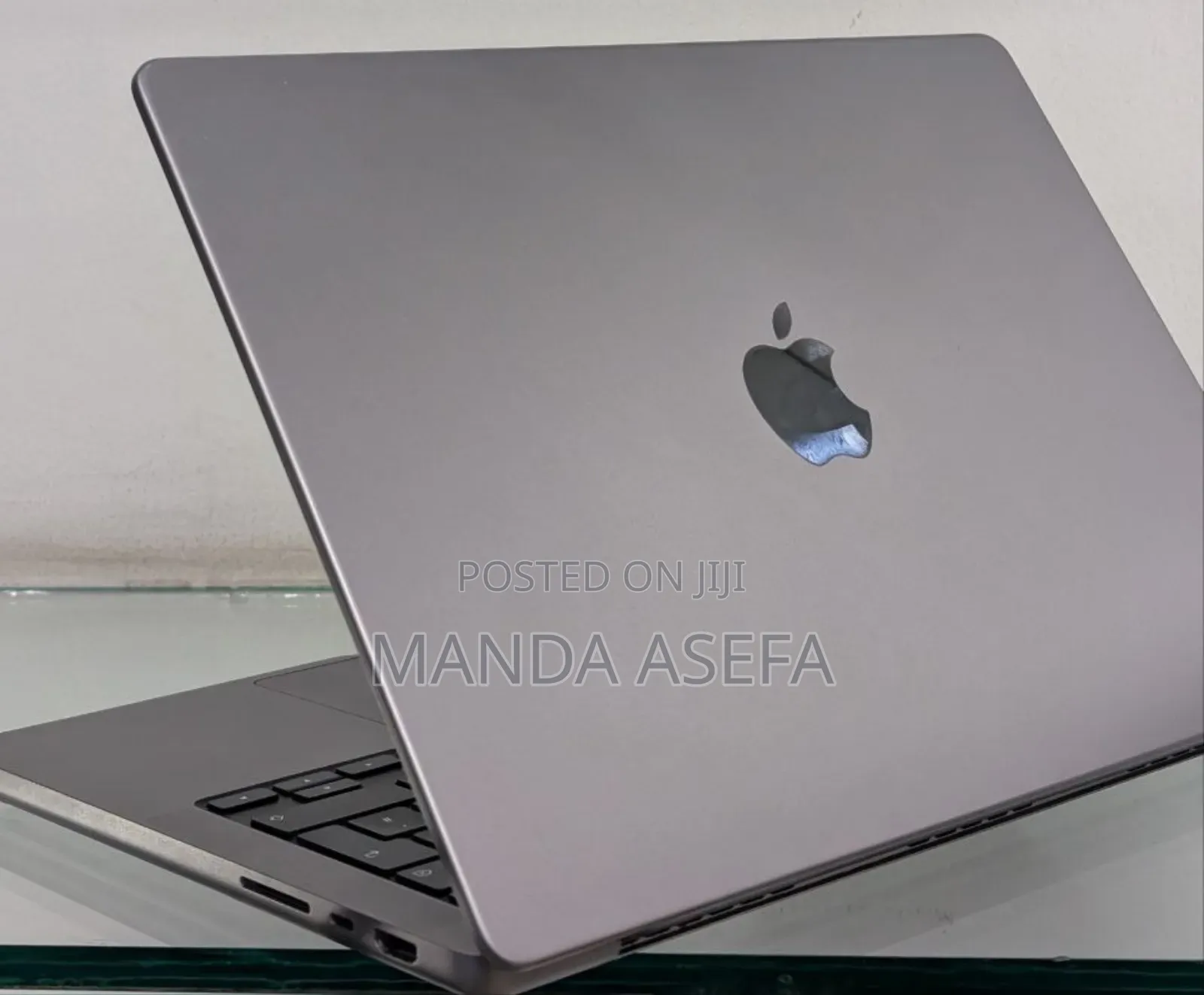 New Laptop Apple MacBook Pro M1 16GB Apple M1 SSD 512GB