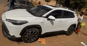 Toyota Corolla Cross 2024 White