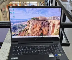 New Laptop HP Victus 16 16GB Intel Core i7 SSD 512GB