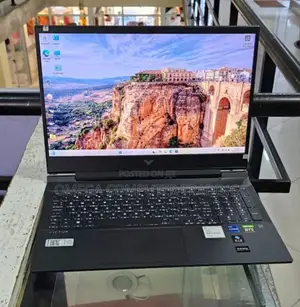 New Laptop HP Victus 16 16GB Intel Core i7 SSD 512GB