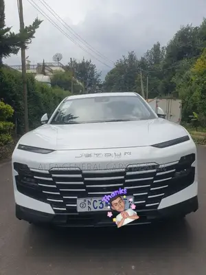 Photo - Jetour Dashing 2022 White