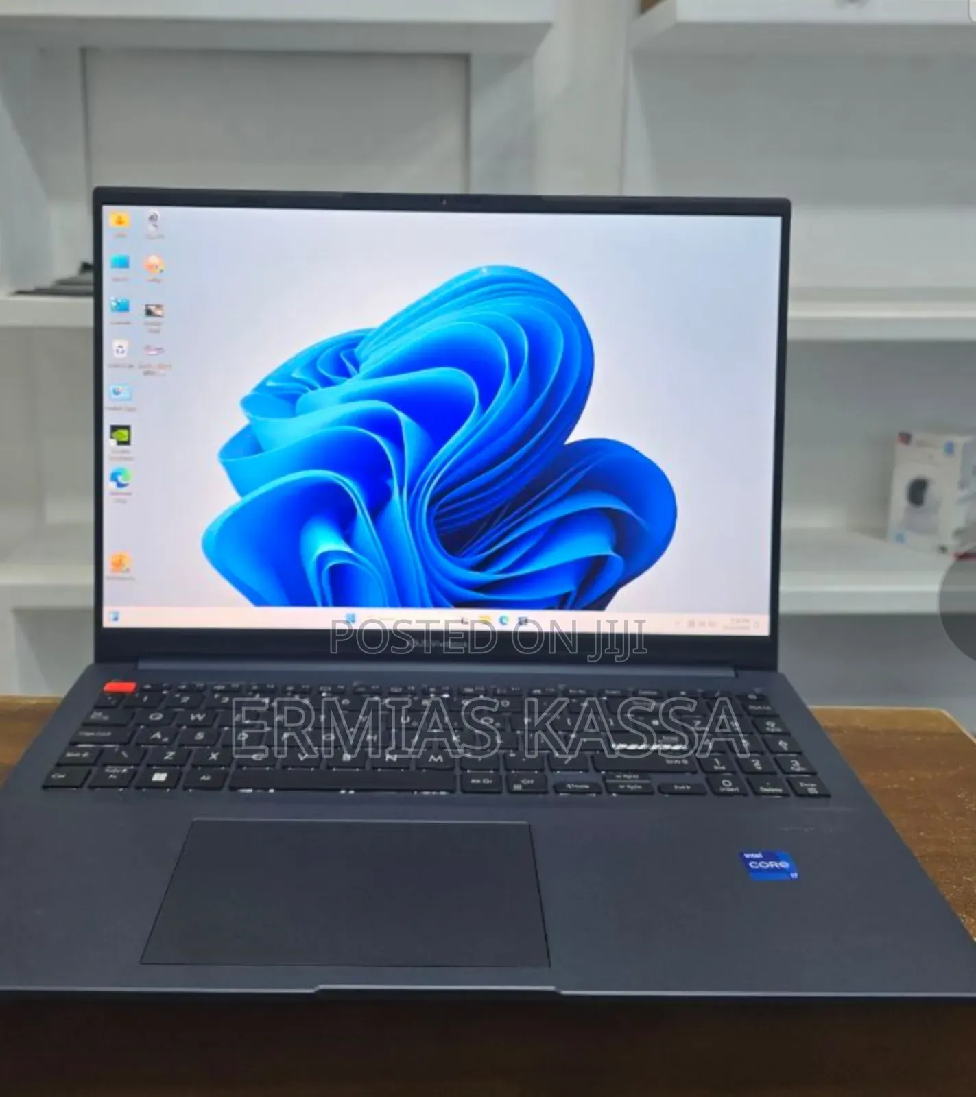 New Laptop Asus VivoBook 15 X505BA 16GB Intel Core I7 SSD 512GB