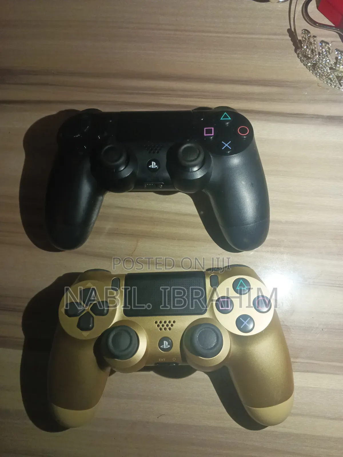 Ps4 Fat No Jailbreak,No Cd,2joysticks,From Norway, Fair Used