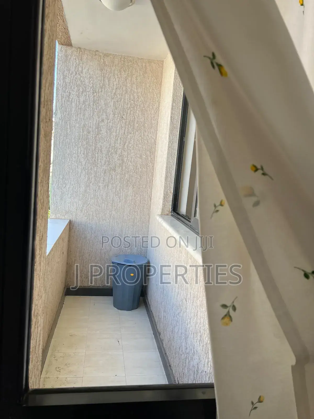 Furnished 3bdrm Apartment in Cmc | የተባበሩት አደባባይ, Yeka for rent