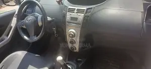 Toyota Yaris 2008 Silver