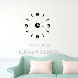 Modern Wall Clock(ዘመናዊ ሰአት)