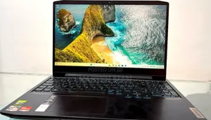 New Laptop Lenovo Ideapad 3 8GB AMD Ryzen 5 SSD 256GB