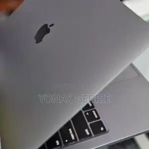 New Laptop Apple MacBook Pro M1 16GB Apple M1 Pro SSD 512GB