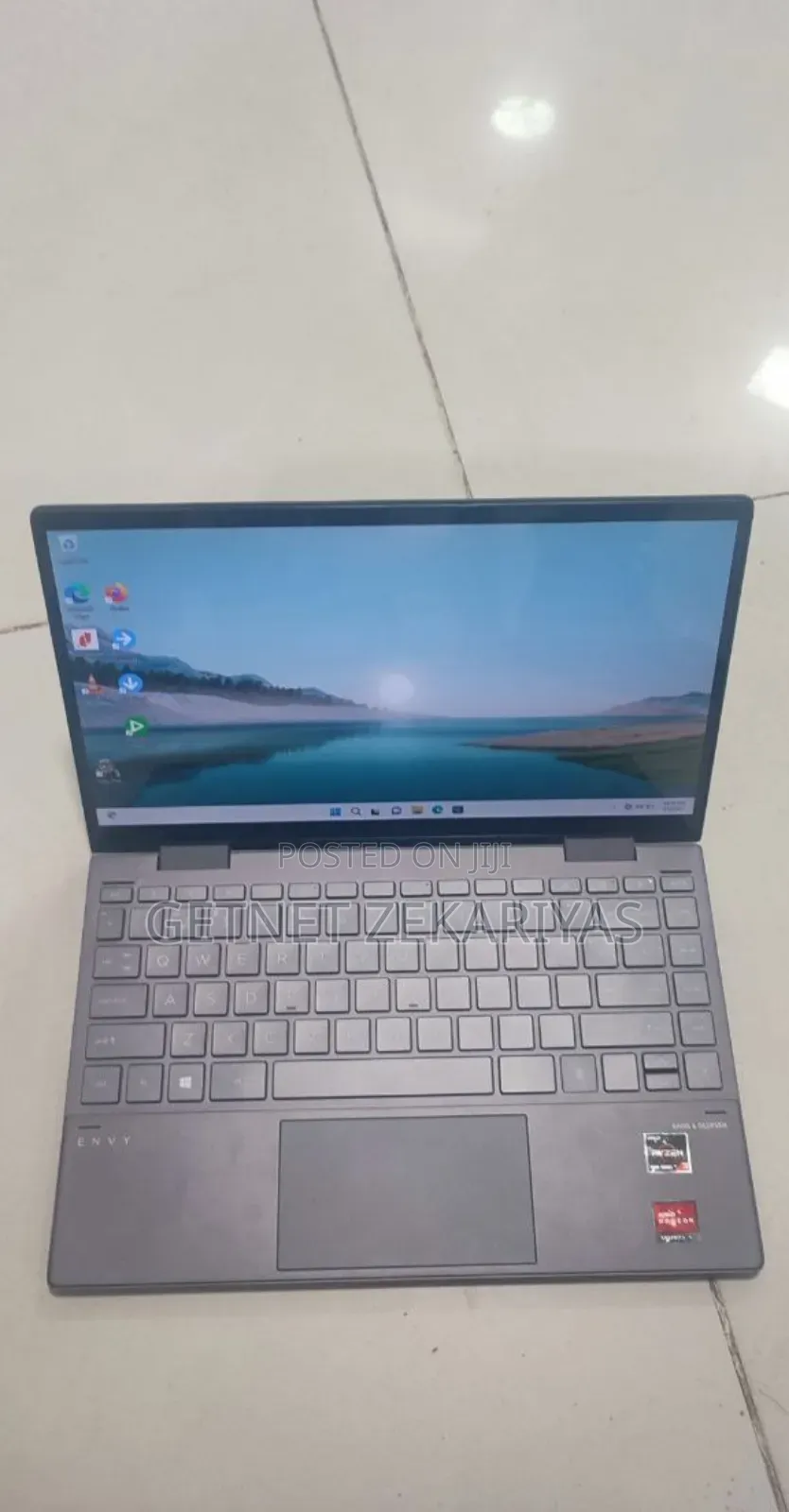 New Laptop HP Envy 15 8GB AMD Ryzen 5 SSD 256GB