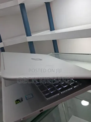 New Laptop HP Envy 13 8GB Intel Core I5 HDD+SSD 128GB