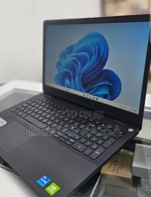 New Laptop Dell Vostro 15 3558 8GB Intel Core I5 SSD 256GB