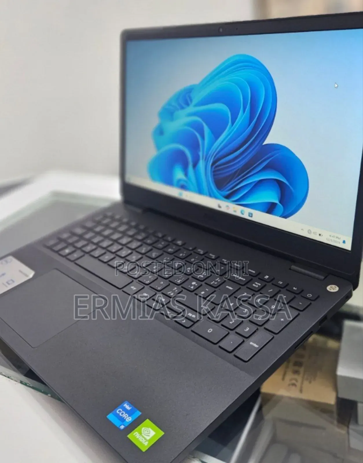 New Laptop Dell Vostro 15 3558 8GB Intel Core I5 SSD 256GB