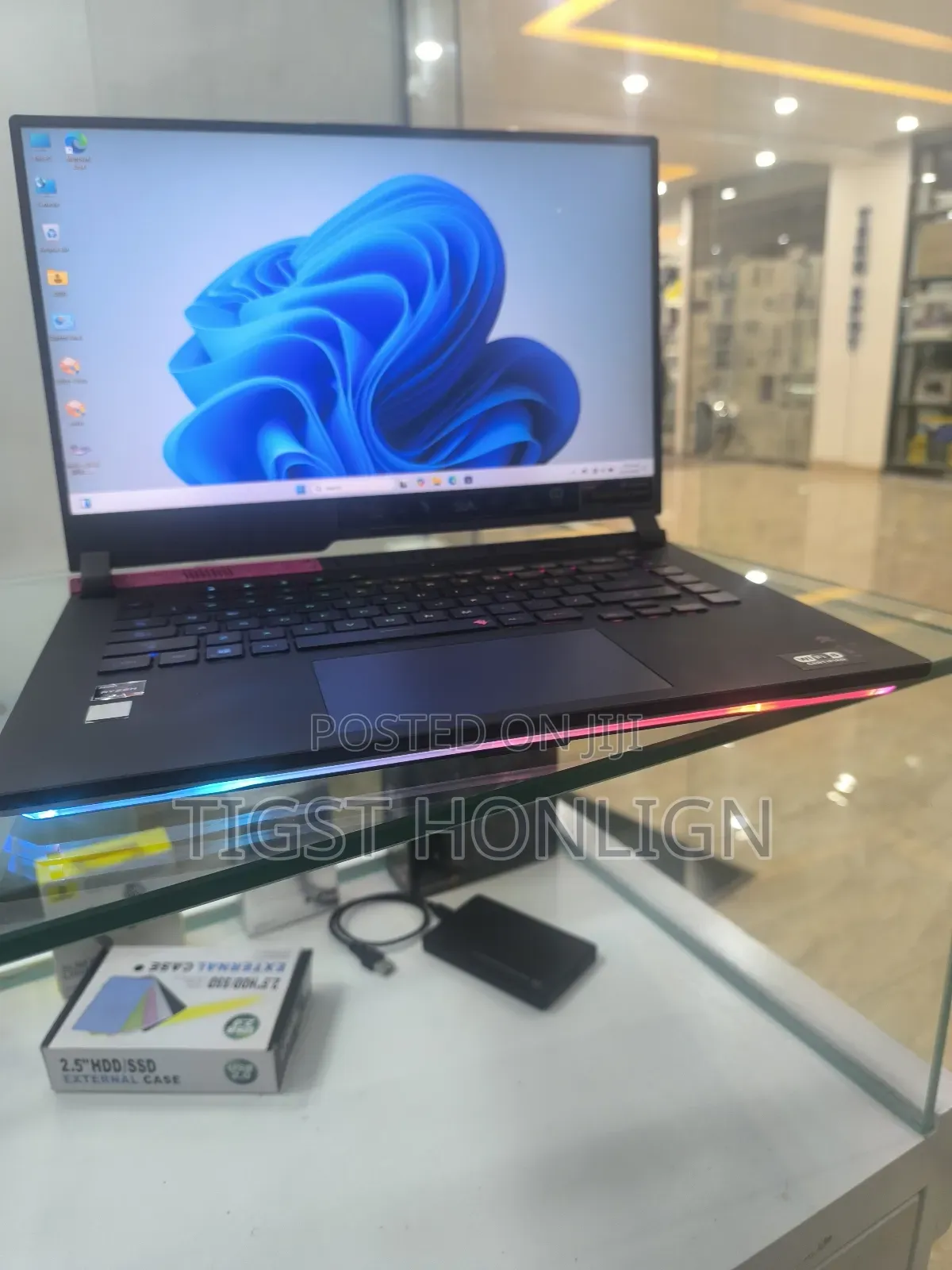 New Laptop Asus ROG Strix G15 32GB AMD Ryzen 9 SSD 1T