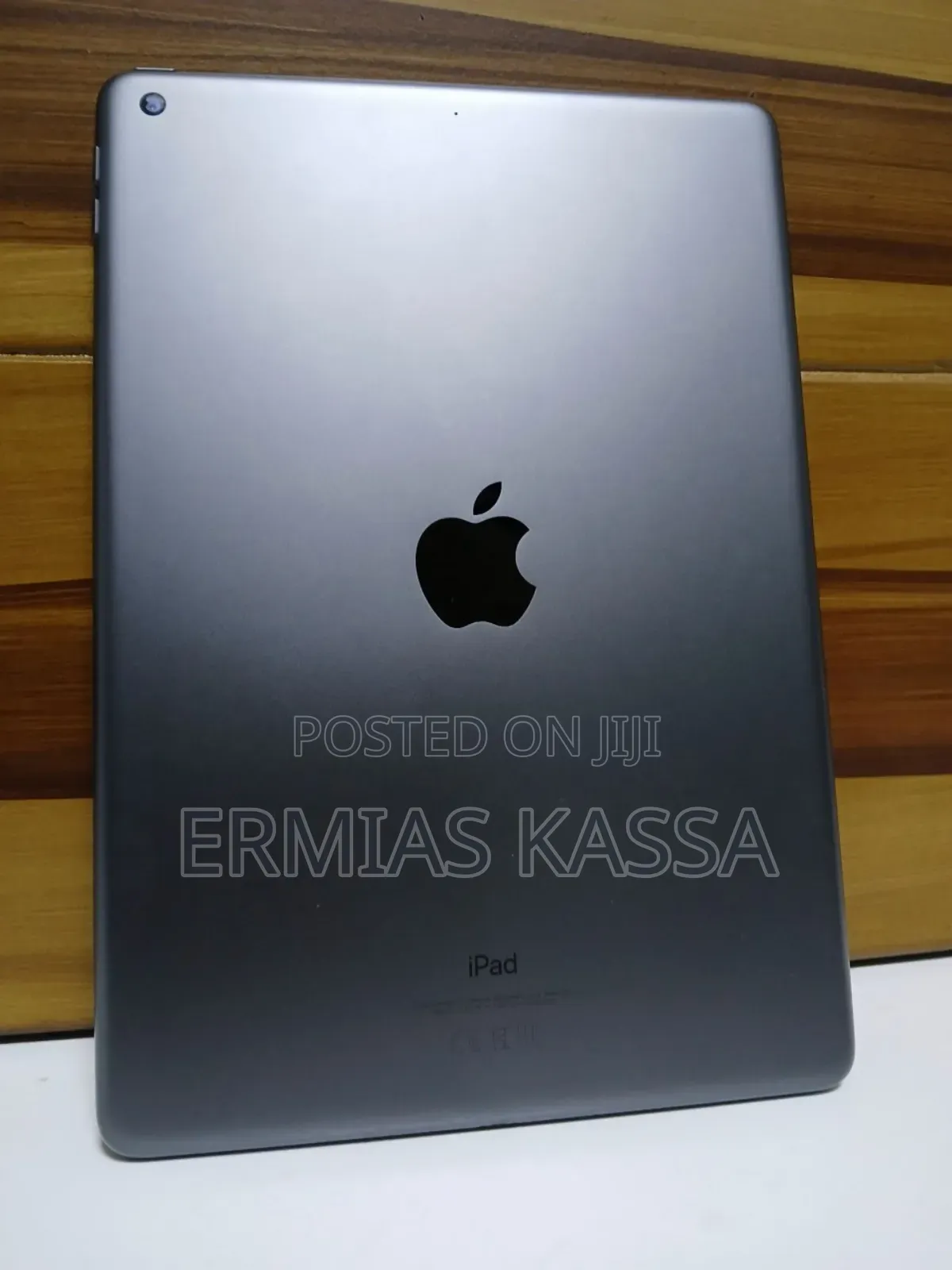 New Apple iPad 10.2 (2021) 64 GB Gray